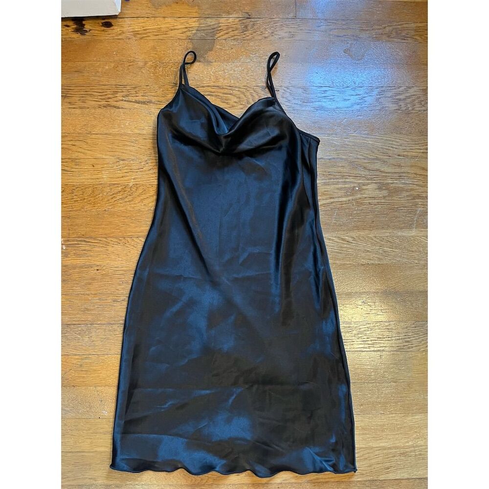 Bebe Women's Black Satin Cowl Neck Slip Mini Dress Size M Party/Cocktail